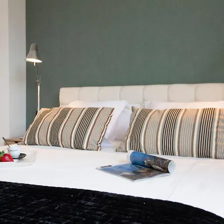 Singularstays Palacio De Congresos * فالنسيا
